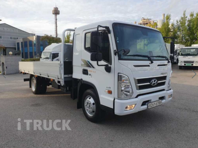 현대 마이티와이드 3.5톤 광폭 카고 슈퍼캡 1