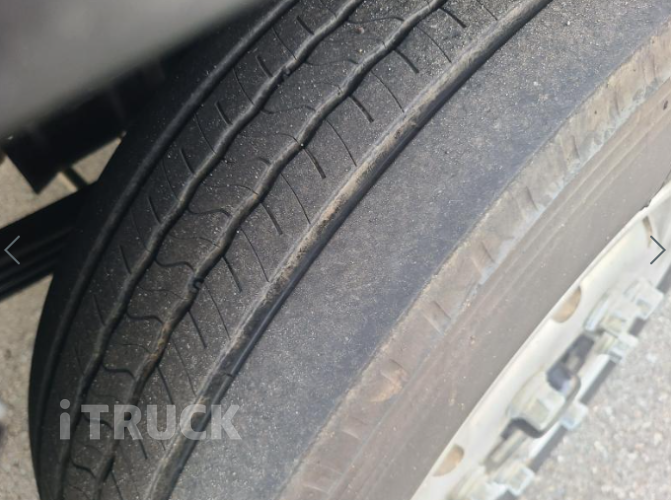 현대 메가트럭 280 앞축 카고 5톤 수동 13