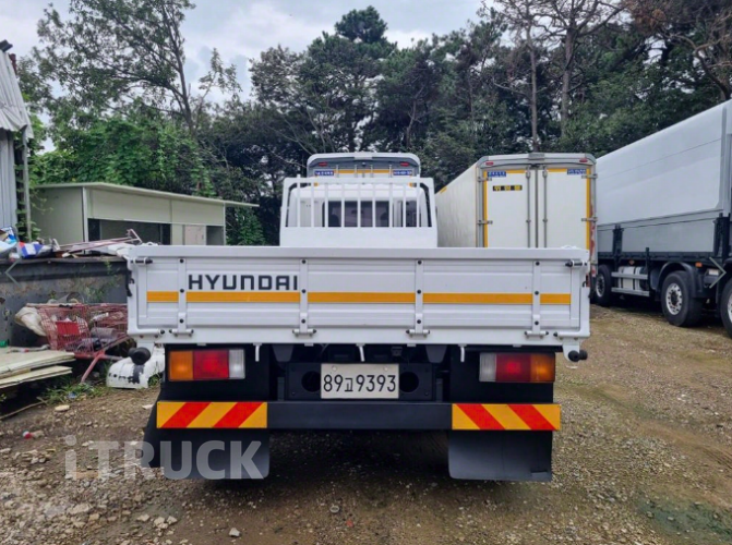 현대 메가트럭 280 후축 카고 5톤 수동 6