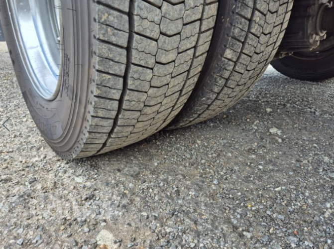 현대 메가트럭 280 단바리 카고 5톤 오토 17