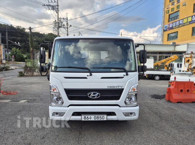 현대 올뉴마이티 3.5톤 카고 슈퍼캡 2