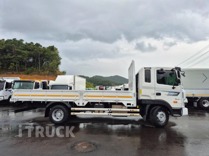 현대 메가트럭 300 단바리 카고 5톤 오토 4