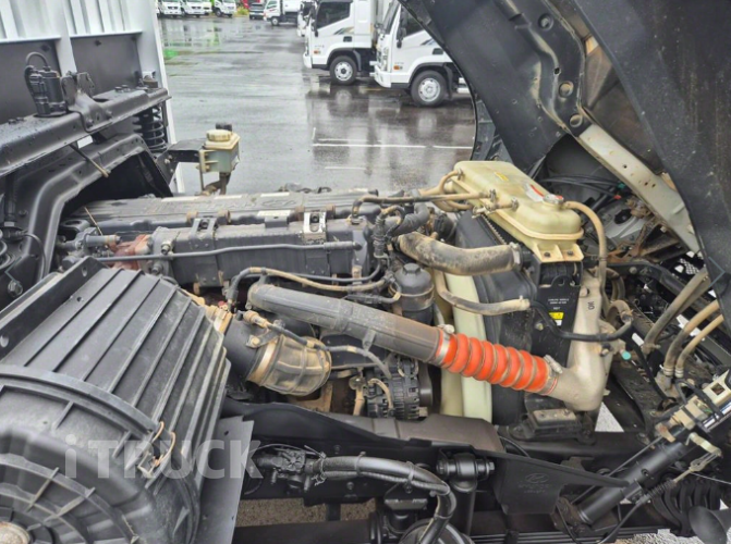 현대 메가트럭 300 단바리 카고 5톤 오토 12