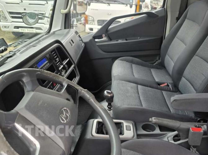 현대 올뉴마이티 2.5톤 카고 슈퍼캡 11