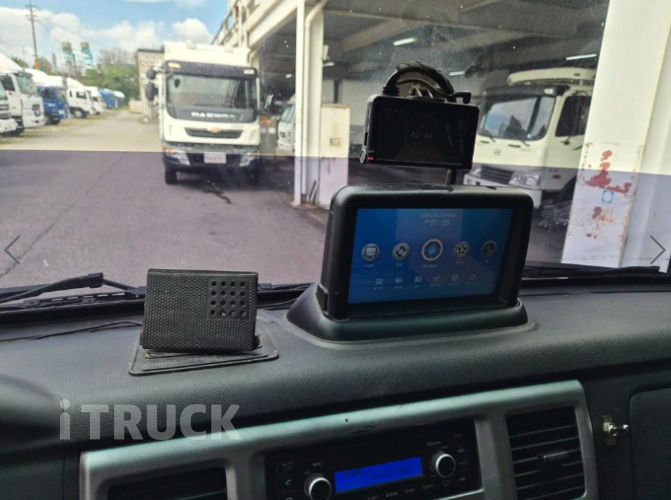 타타대우 더쎈 4톤 광폭 카고 슬리퍼캡(더블캡, 크루캡) 11