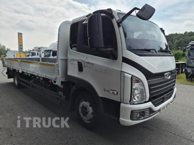 타타대우 더쎈 4톤 광폭 카고 슬리퍼캡(더블캡, 크루캡) 1