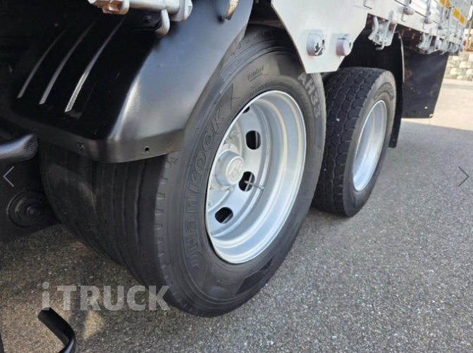 현대 메가트럭 260 앞축 카고 5톤 수동 17