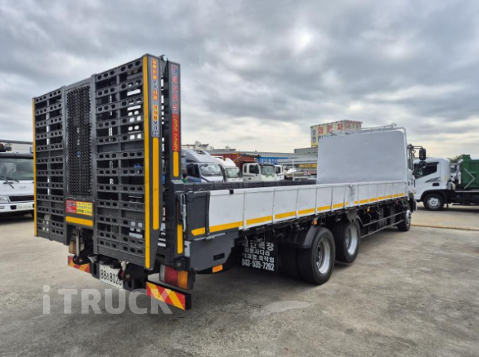 현대 어부바카 메가트럭 5톤 5