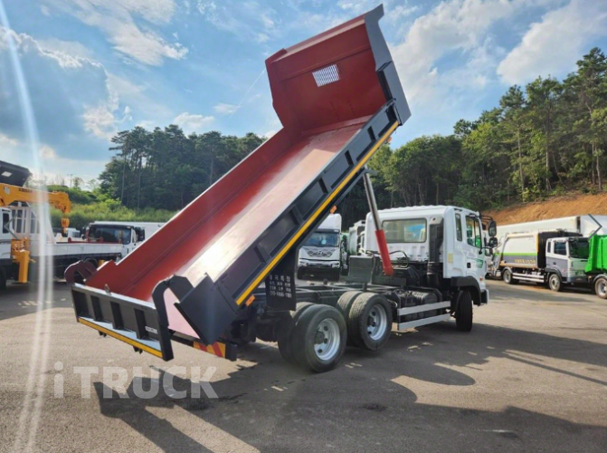 현대 메가트럭 화물덤프 5톤 12