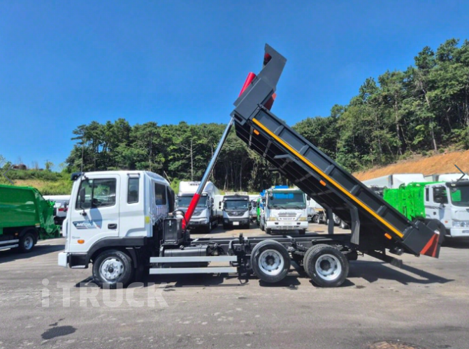 현대 메가트럭 화물덤프 5톤 12