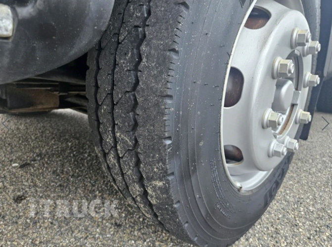 현대 메가트럭 화물덤프 5톤 17