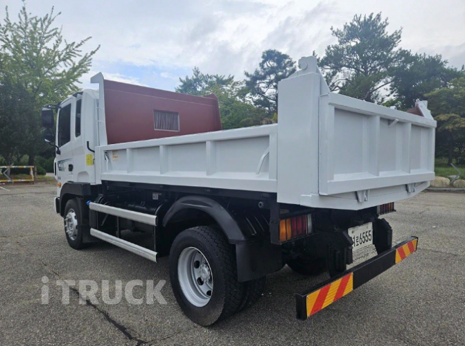 현대 메가트럭 화물덤프 5톤 6