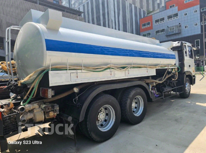 현대 살수차 슈퍼트럭 스텐탱크 14,400L 수동 4