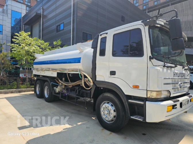 현대 살수차 슈퍼트럭 스텐탱크 14,400L 수동 2