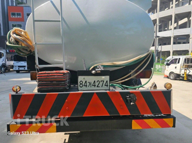 현대 살수차 슈퍼트럭 스텐탱크 14,400L 수동 8