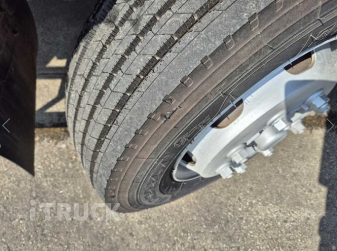 현대 살수차 메가트럭 스텐탱크 8,000L 수동 17