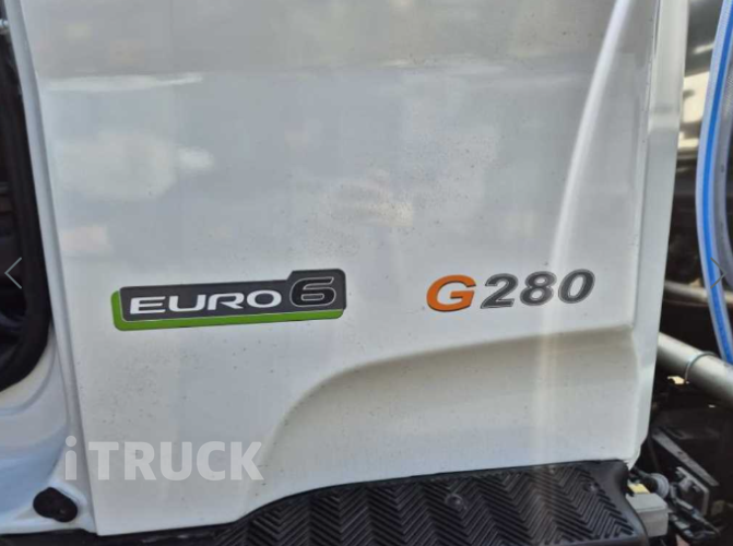 현대 살수차 메가트럭 스텐탱크 8,000L 수동 10