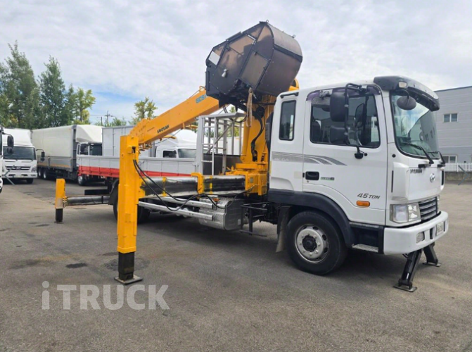 현대 카고크레인 수산중공업 메가트럭 5톤 8