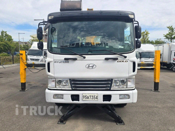 현대 카고크레인 수산중공업 메가트럭 5톤 2