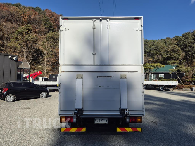 현대 이마이티 2.5톤 익스하이탑 슈퍼캡 2