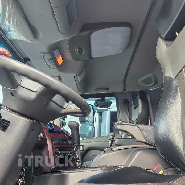 현대 메가트럭 와이드캡 300 후축 윙바디 7.5톤 수동 7