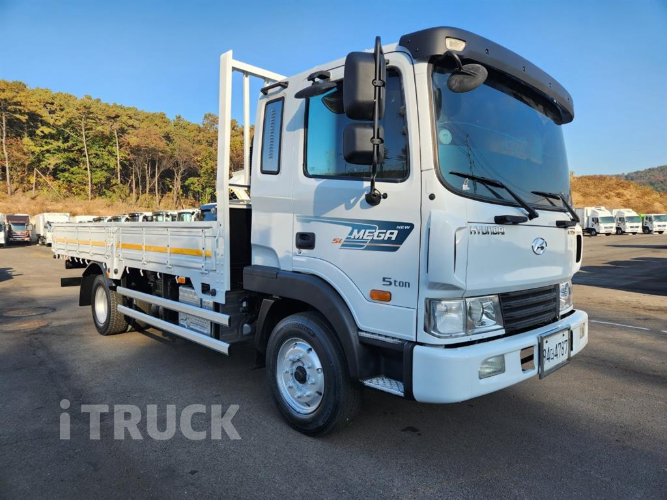 현대 메가트럭 280 단바리 카고 5톤 수동 1