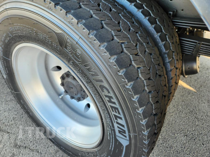 현대 메가트럭 280 단바리 카고 5톤 수동 10