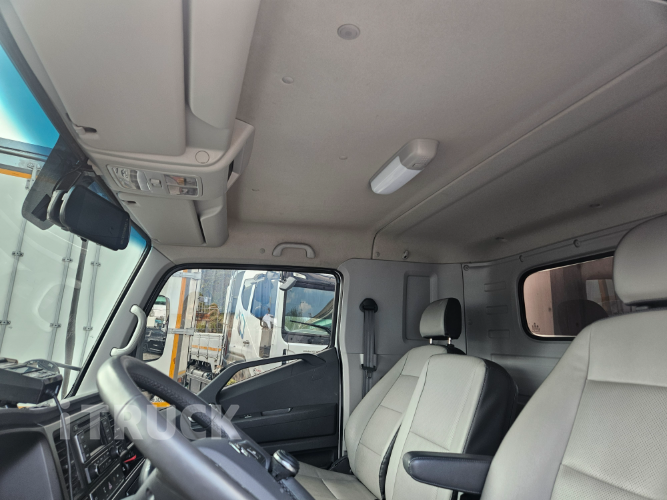 현대 마이티와이드 3.5톤 광폭 냉동탑 조르다 17