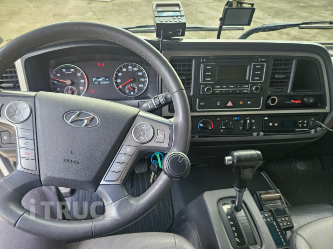 현대 마이티와이드 3.5톤 광폭 냉동탑 조르다 13