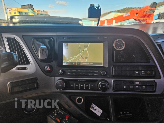 현대 엑시언트 암롤 540 24톤 오토 앞축 6