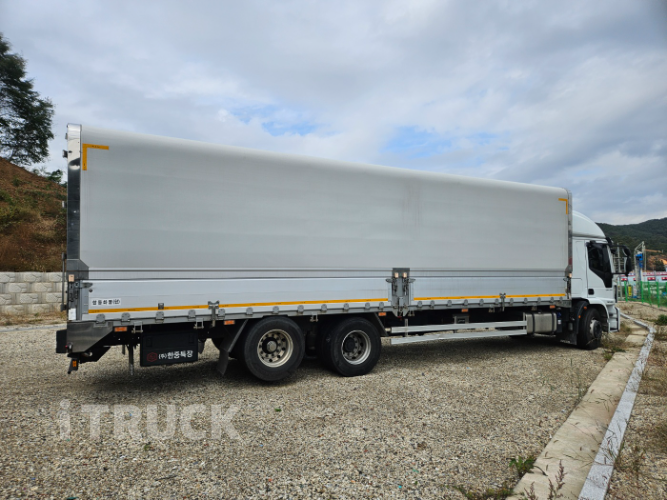 이베코 유로카고 320 후축 윙바디 9.5톤 오토 3