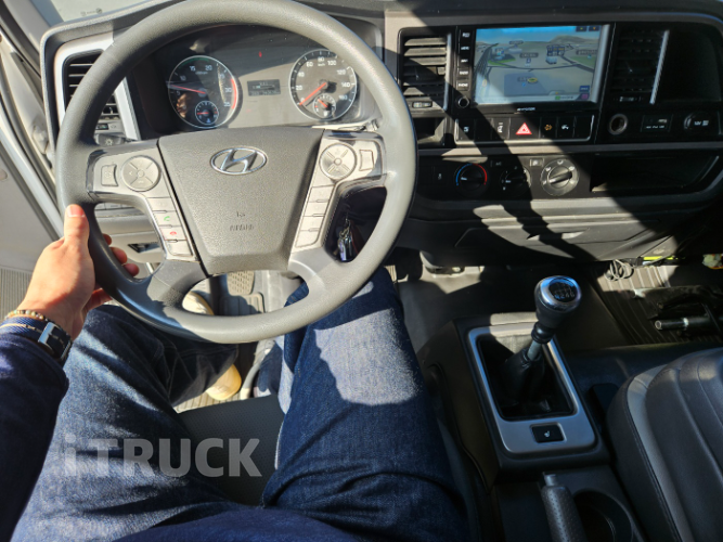 현대 올뉴마이티 3.5톤 광폭 냉동탑 9