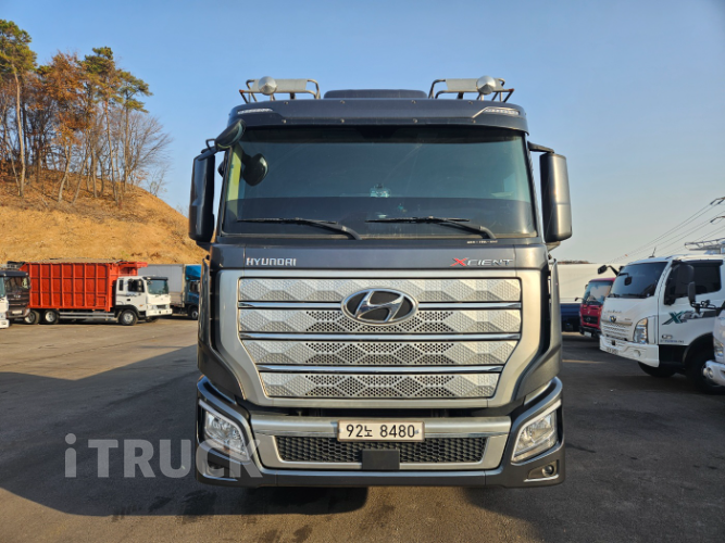 현대 엑시언트 프로 540 후축 카고 25톤 오토 1