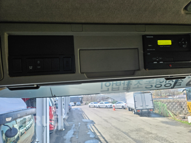 볼보 버큠로리 FM 철탱크 2,355L 오토 리타더 9
