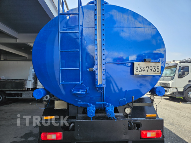 볼보 버큠로리 FM 철탱크 2,355L 오토 리타더 13