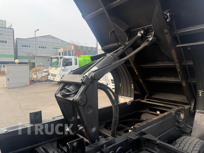 현대 메가트럭 화물덤프 4.5톤 11