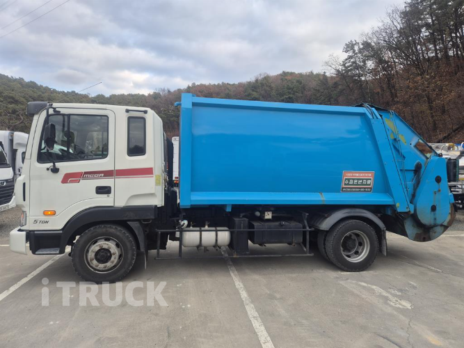 현대 압착진개 메가트럭 5톤 3