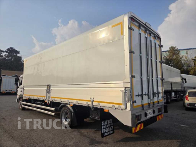 현대 메가트럭 280 단바리 윙바디 4.5톤 수동 3