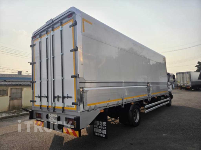 현대 메가트럭 280 단바리 윙바디 4.5톤 수동 4