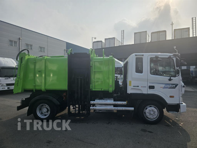 현대 음식물차 메가트럭 5톤 4