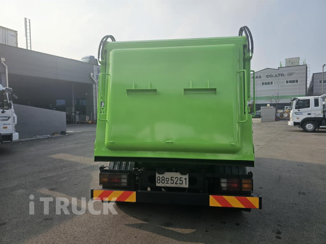 현대 음식물차 메가트럭 5톤 6