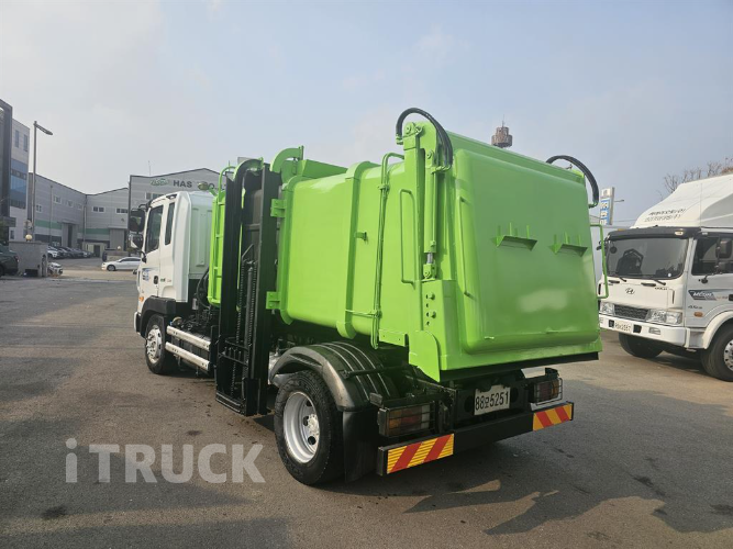 현대 음식물차 메가트럭 5톤 5