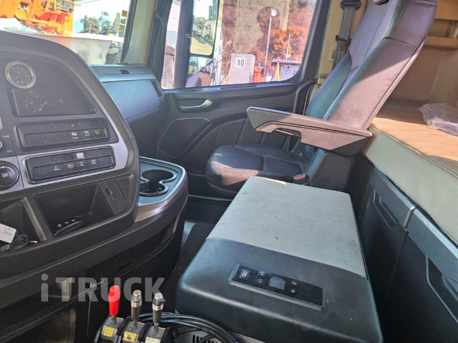 현대 엑시언트 암롤 540 24톤 오토 앞축 8