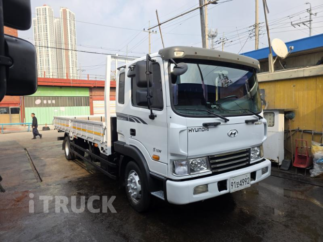 현대 메가트럭 260 단바리 카고 5톤 수동 2