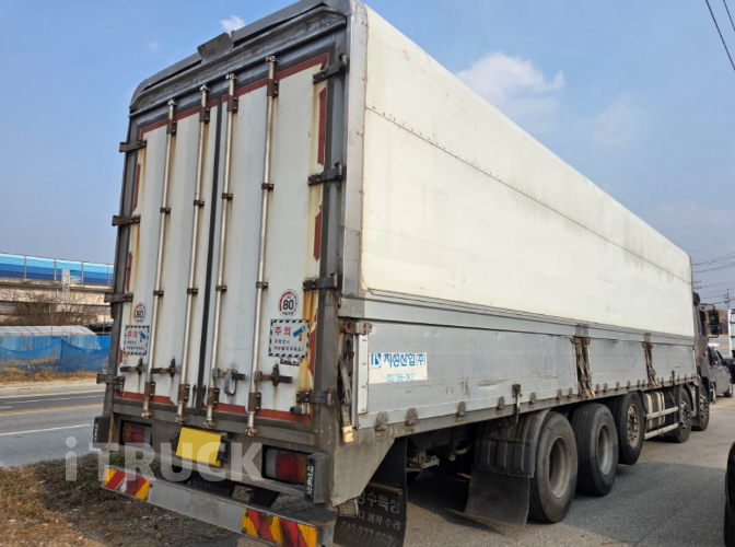 현대 트라고 520 앞축 상승윙바디 25톤 오토 3