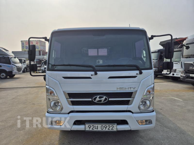 현대 올뉴마이티 3.5톤 광폭 카고 슈퍼캡 1