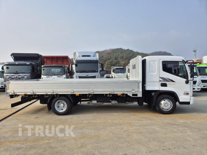 현대 올뉴마이티 3.5톤 광폭 카고 슈퍼캡 8