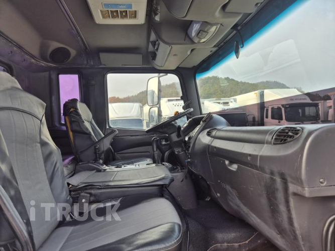 현대 메가트럭 280 앞축 카고 4.5톤 수동 16