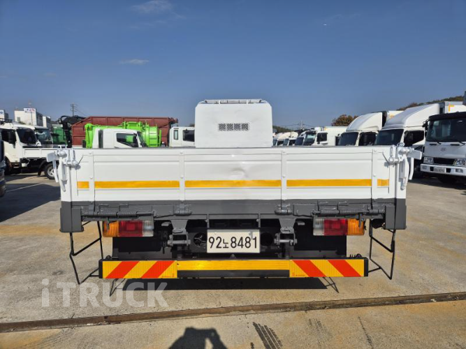 현대 메가트럭 280 앞축 카고 4.5톤 수동 5