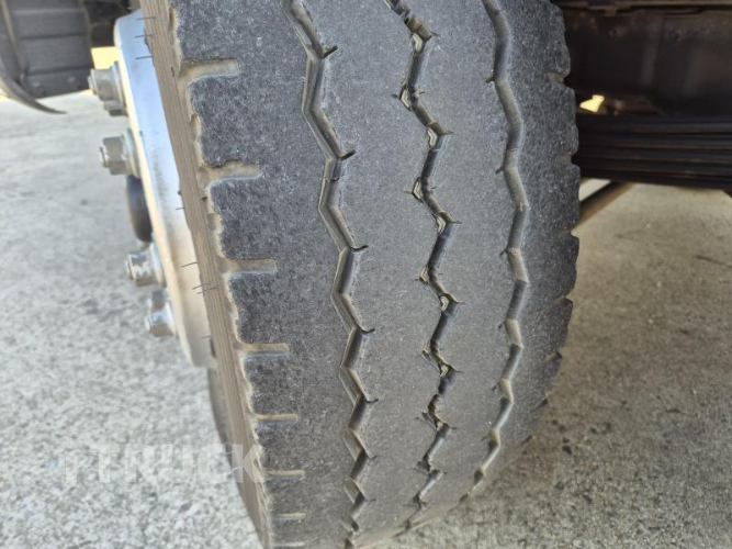 현대 메가트럭 280 앞축 카고 4.5톤 수동 10